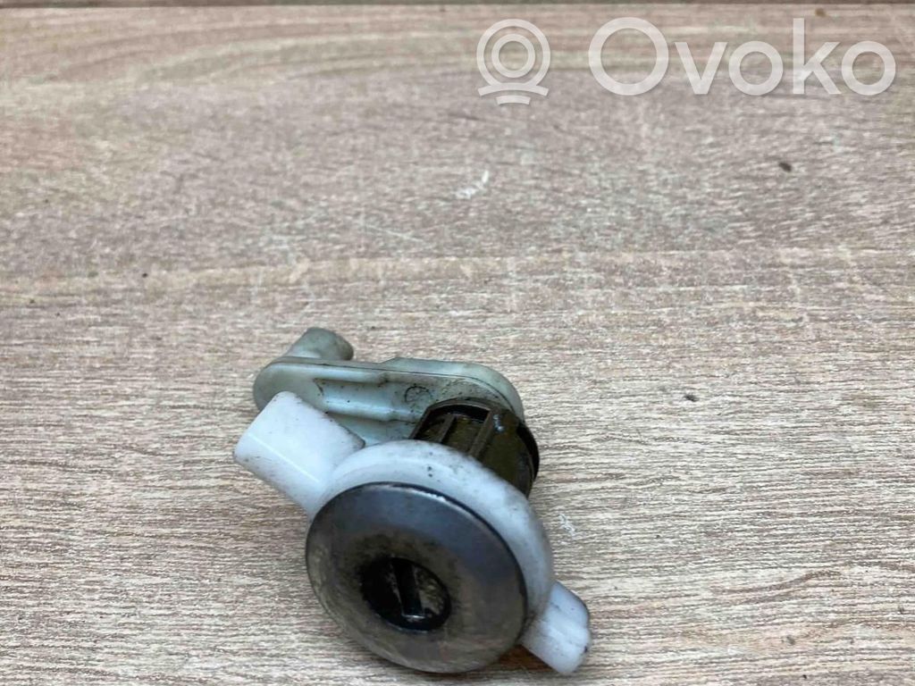 Renault Scenic I Încuietoare ușă față 