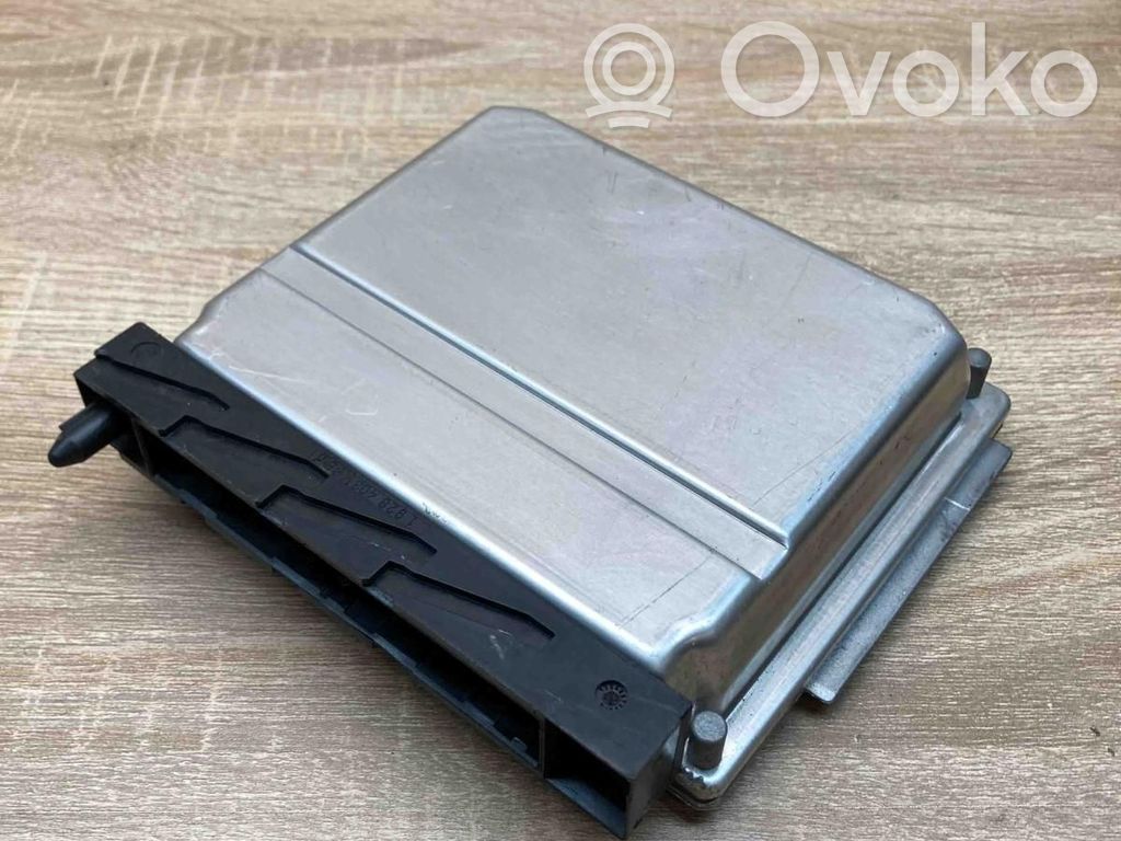 Unidad de control/módulo ECU del motor   08677708A,0281010319