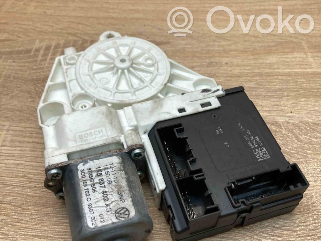 Volkswagen PASSAT B7 Motorino alzacristalli della portiera anteriore 