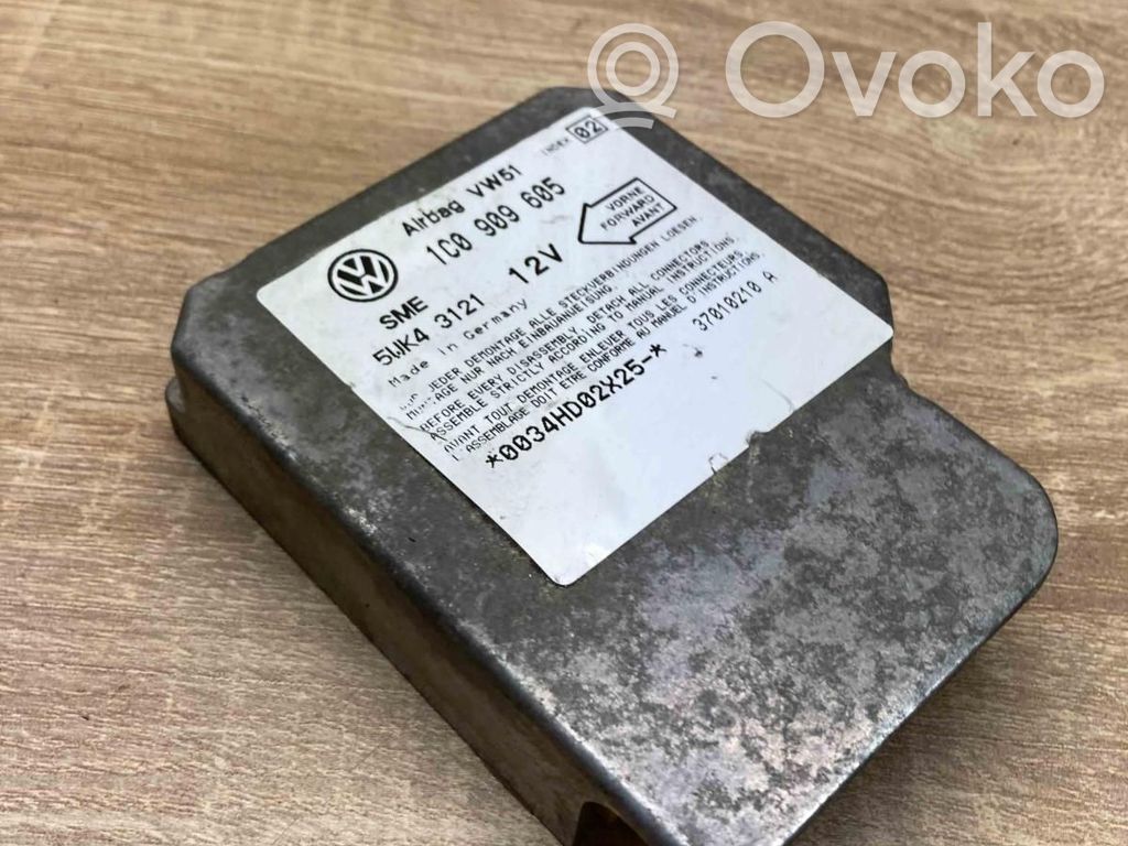 Volkswagen PASSAT B5.5 Unitate/modul de comandă airbaguri 