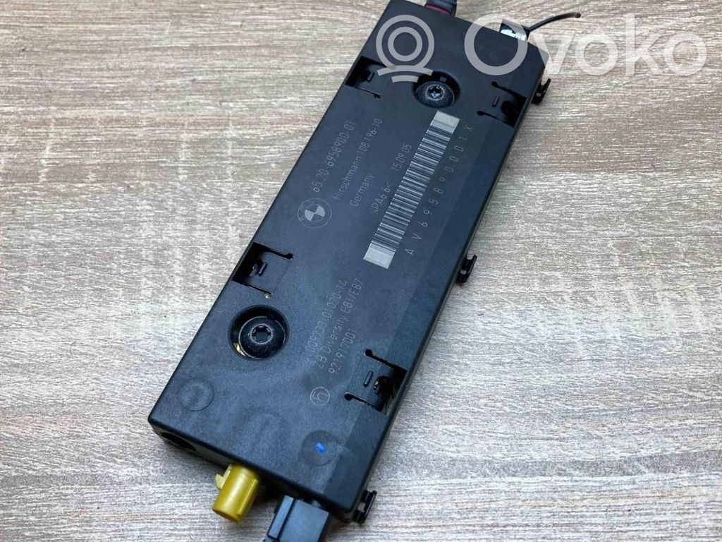 Antenos stiprintuvas   6958900,10819610,WITHPLUG