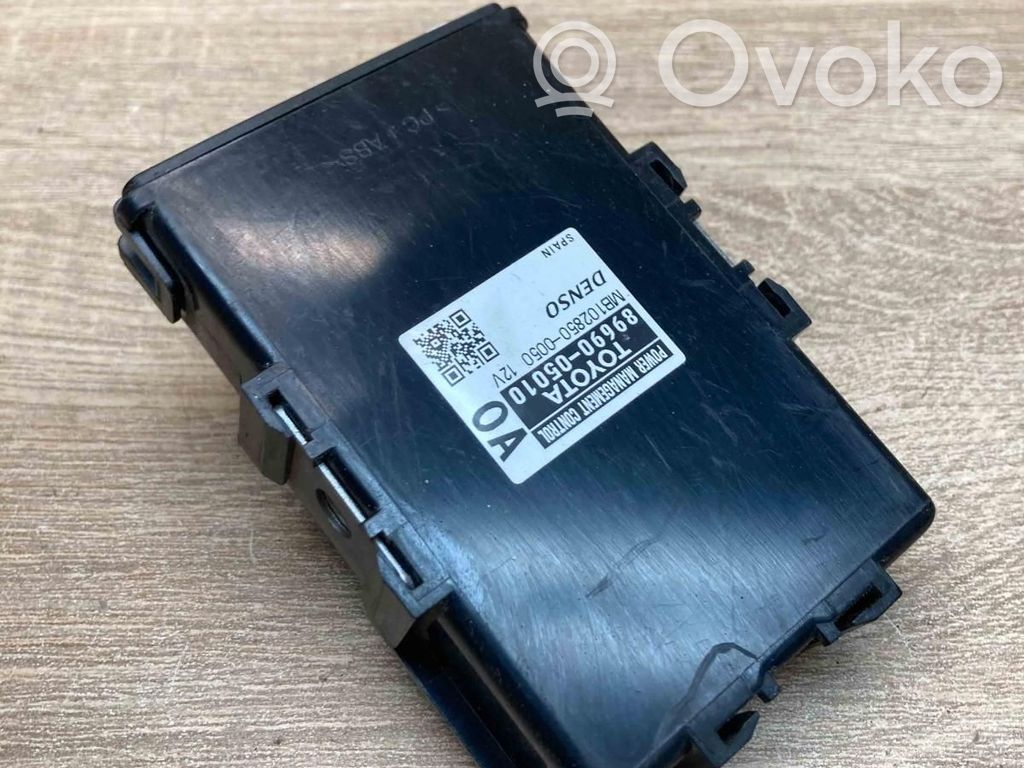 Toyota Avensis T270 Unitate control management alimentare 