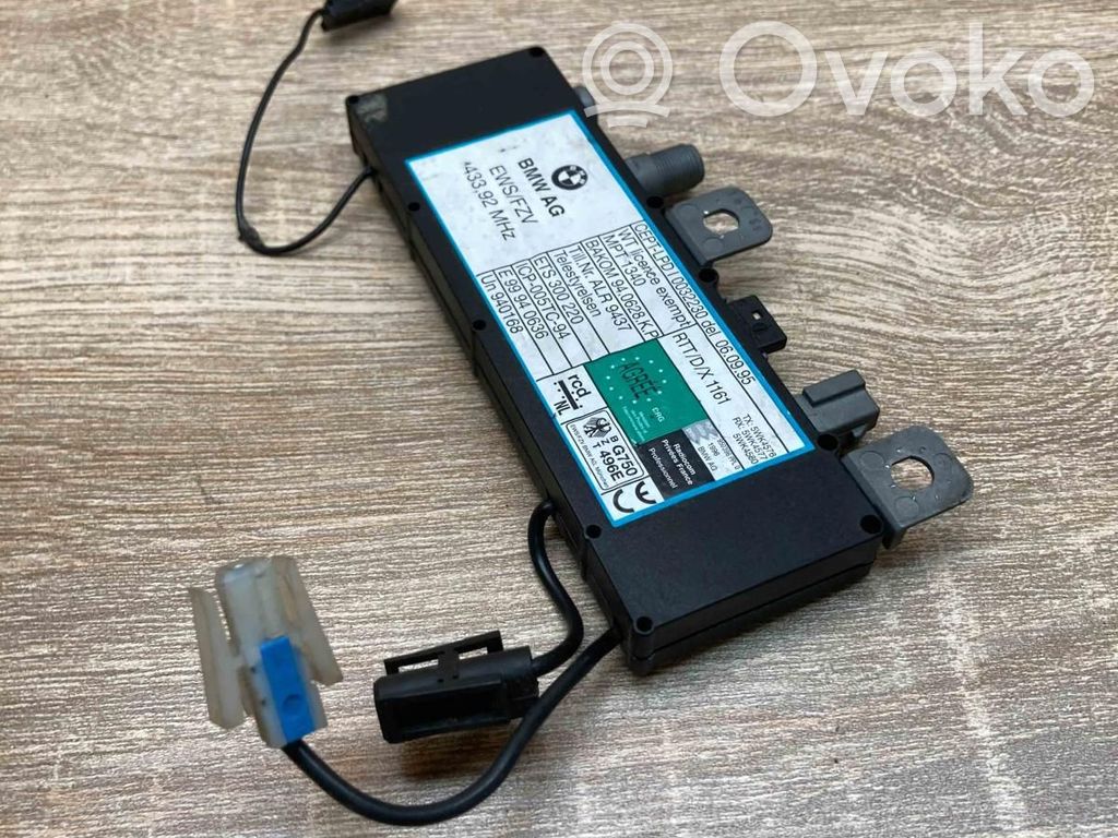 Pystyantennivahvistin   8364084