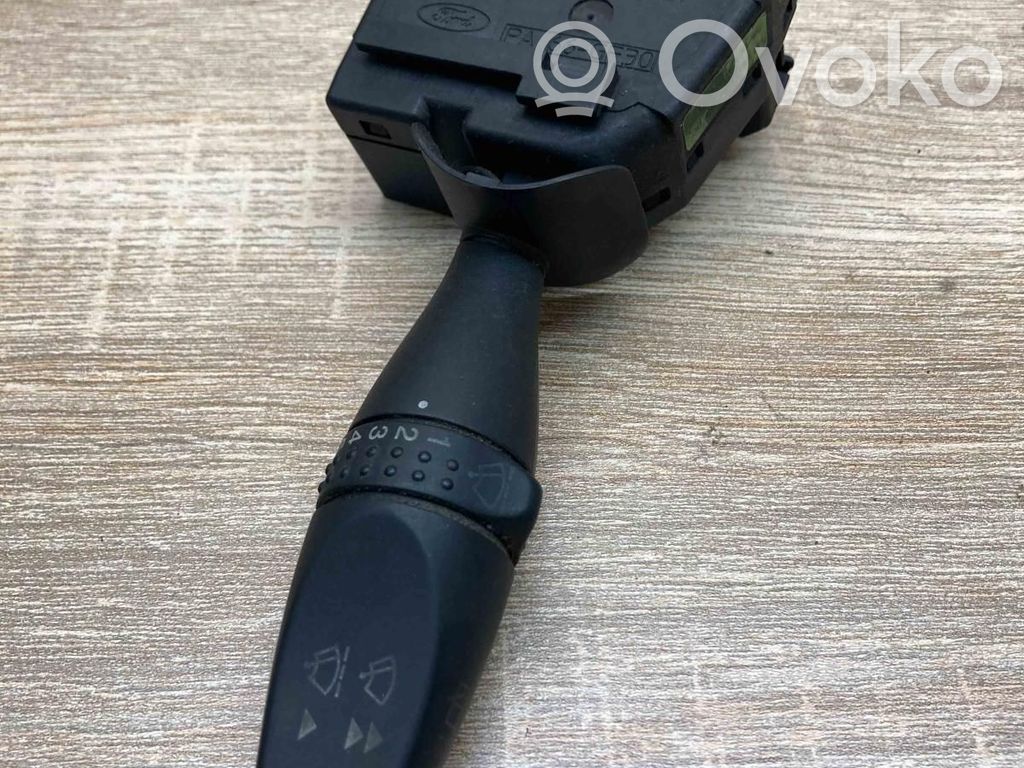 Ford Focus Manetă ștergător parbriz 