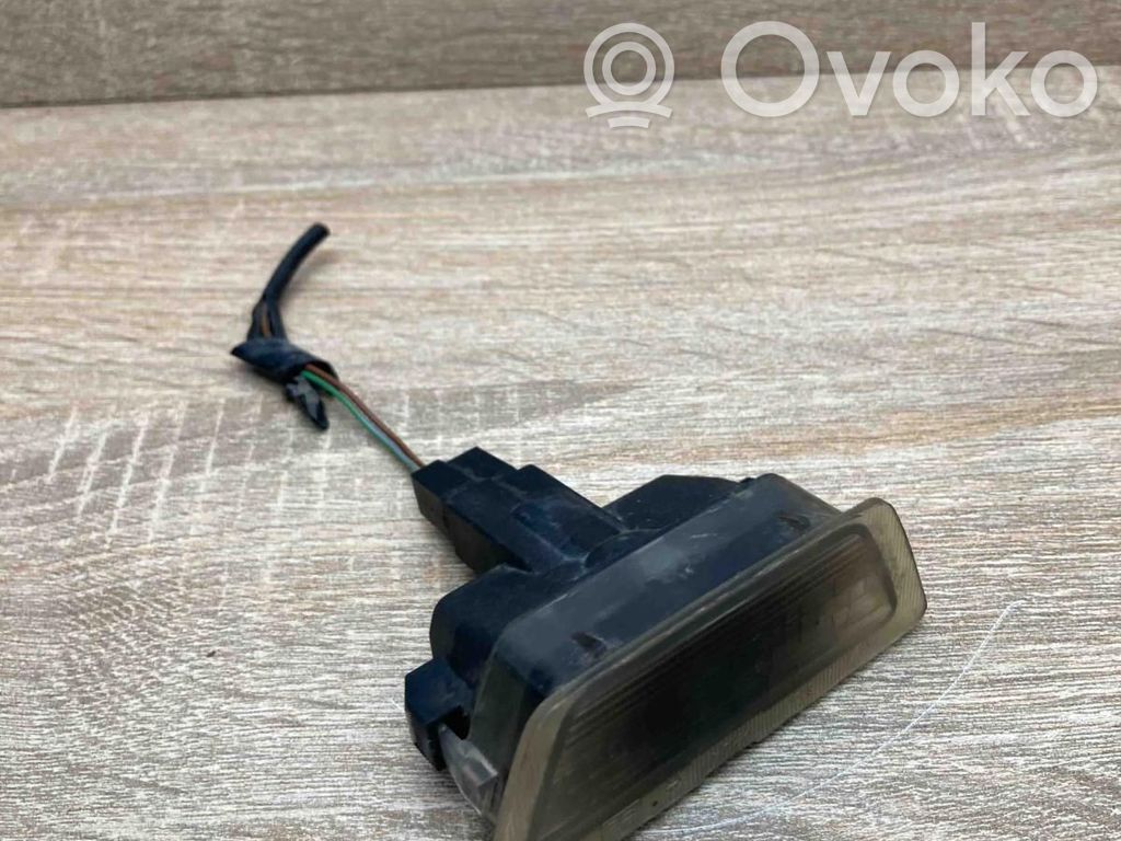 Opel Astra G Éclairage de plaque d'immatriculation 