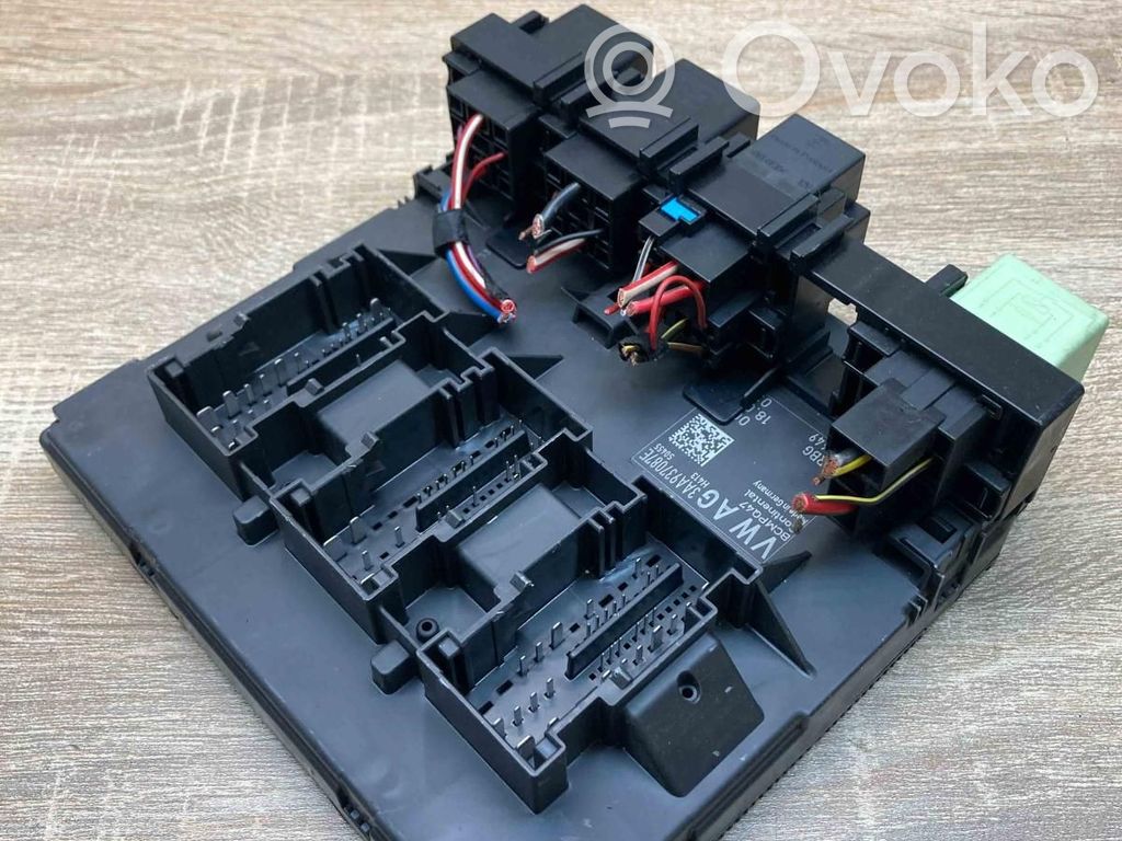 Volkswagen PASSAT B7 Modul confort 