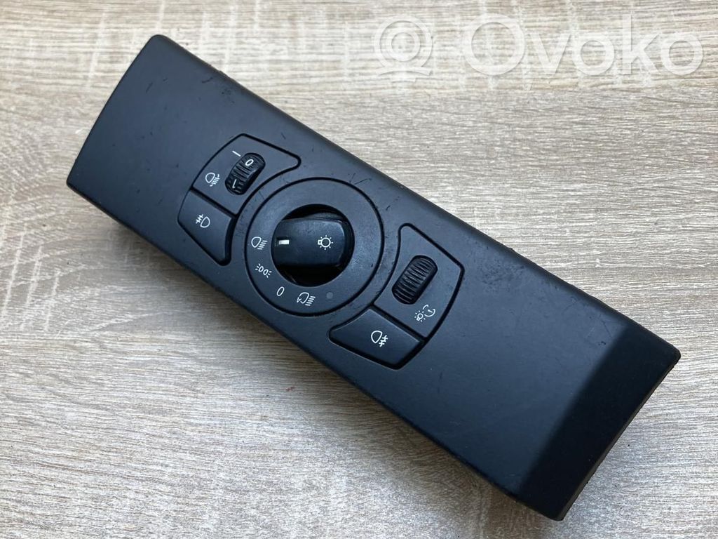 BMW 5 E60 E61 Przełącznik świateł 