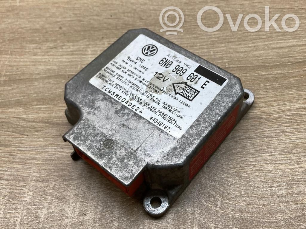 Volkswagen Golf III Unitate/modul de comandă airbaguri 