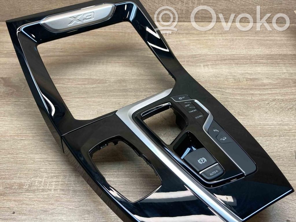 BMW X3 G01 Rivestimento in plastica cornice della leva del cambio 