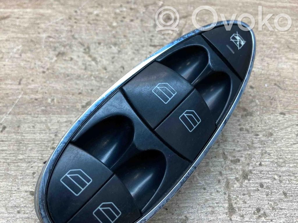 Mercedes-Benz E W211 Interruttore di controllo dell’alzacristalli elettrico