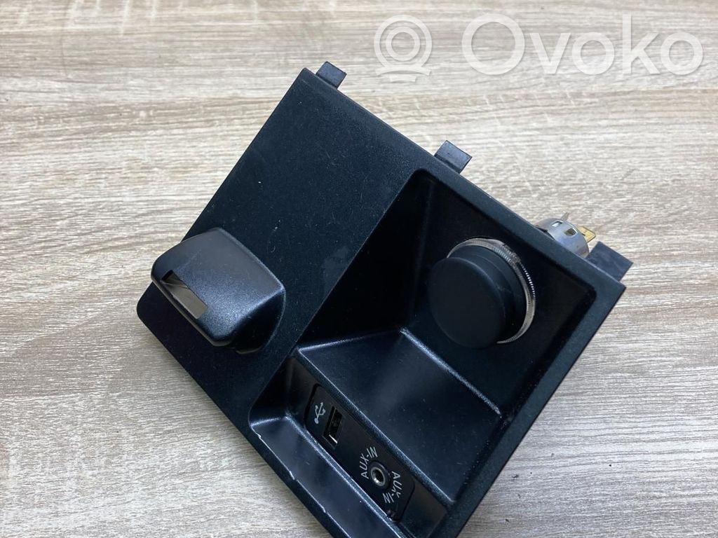 BMW X5 E70 Pad/covoraș compartiment cutie depozitare spate 