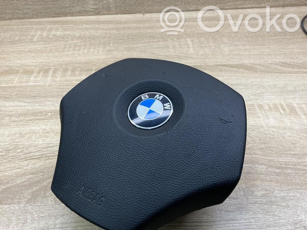 BMW 3 E90 E91 Vairo oro pagalvė 
