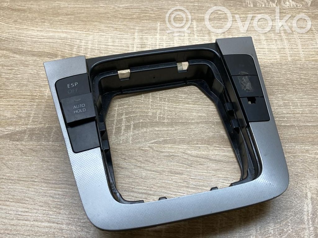 Volkswagen PASSAT B6 Rivestimento in plastica cornice della leva del cambio 