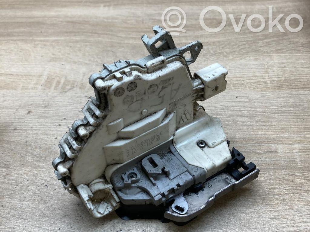 Audi A5 8T 8F Încuietoare ușă față 