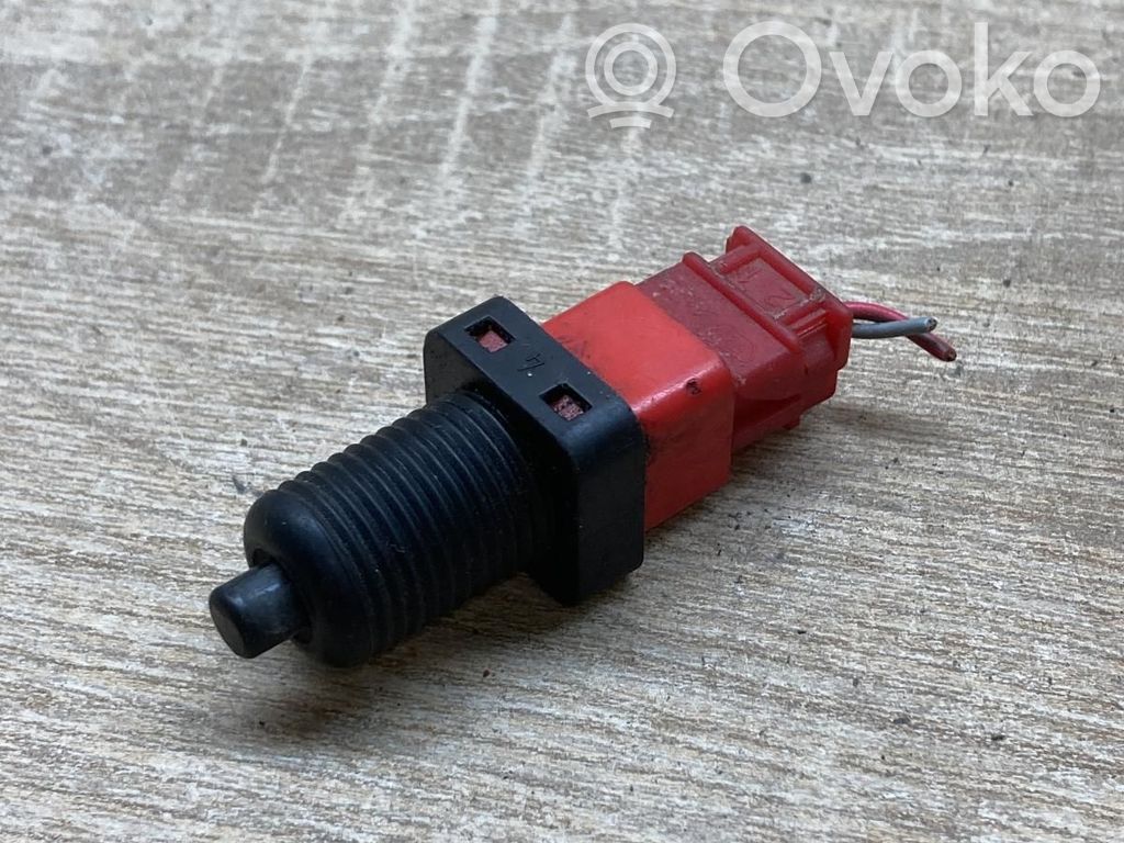 Interruptor sensor del pedal de freno