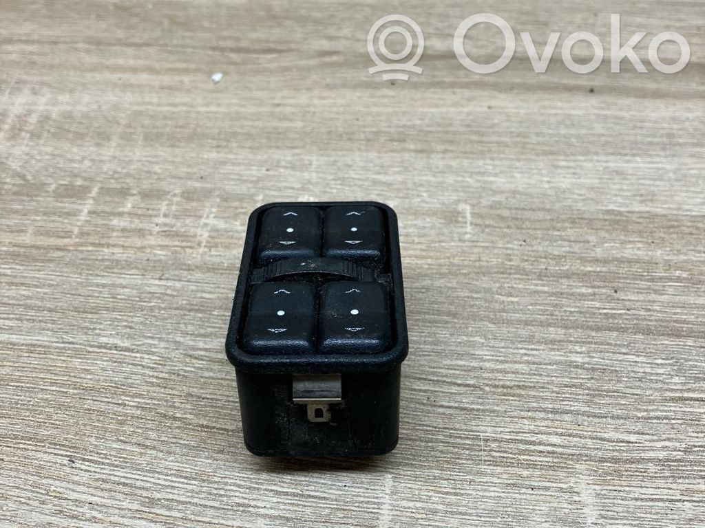 Opel Zafira A Comutator comandă geamuri electrice 