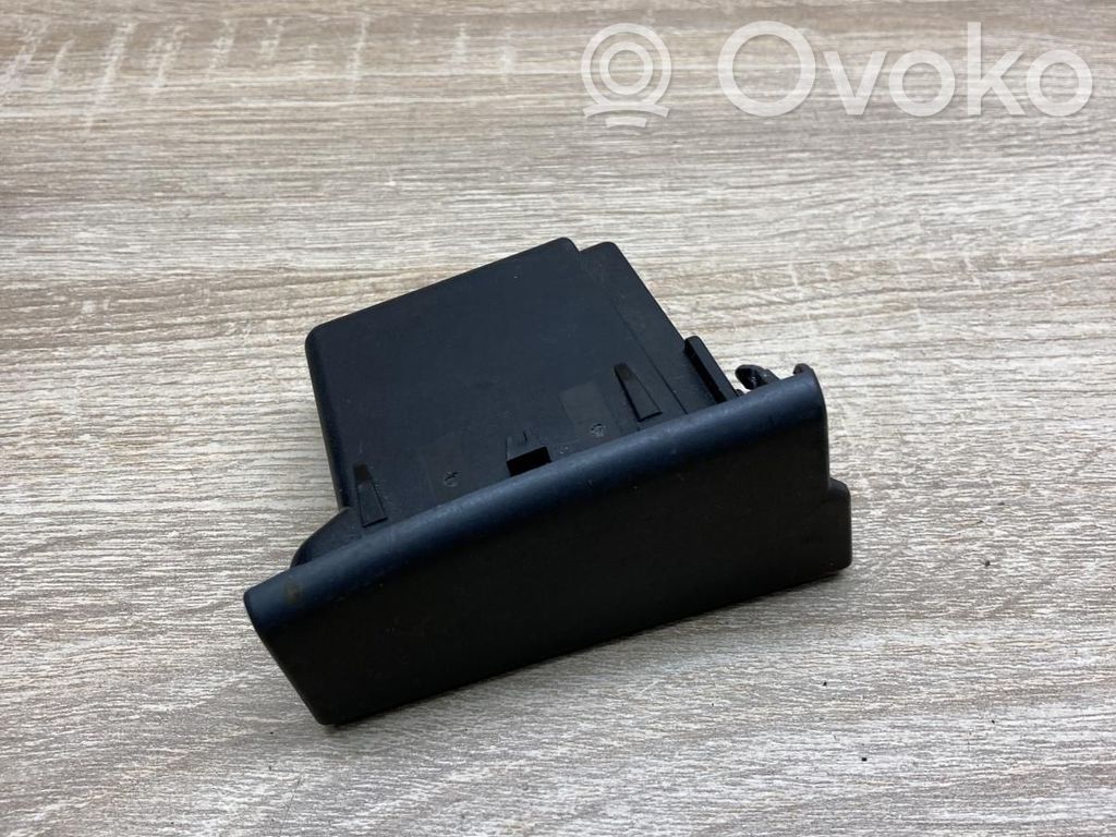 Volkswagen Golf Plus Cendrier de porte arrière