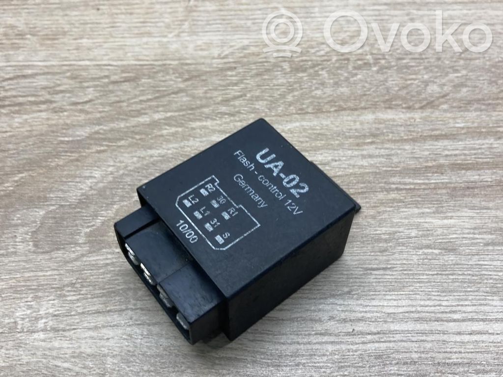 Sterownik / Moduł haka holowniczego   UA02,FLASHCONTROL12V