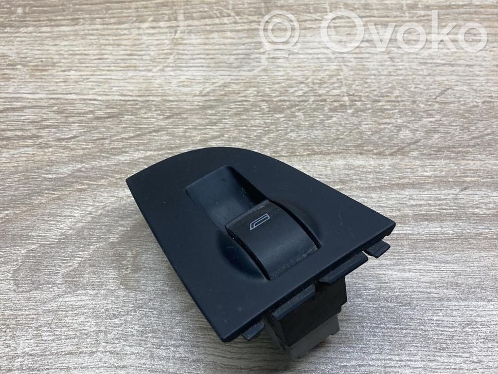 Audi A6 S6 C6 4F Interruttore di controllo dell’alzacristalli elettrico 
