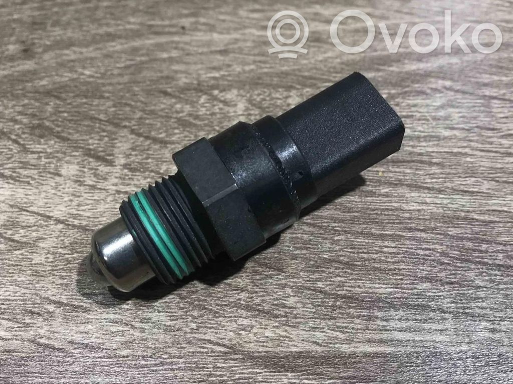 Volkswagen Golf IV Czujnik pedału hamulca / stopu 