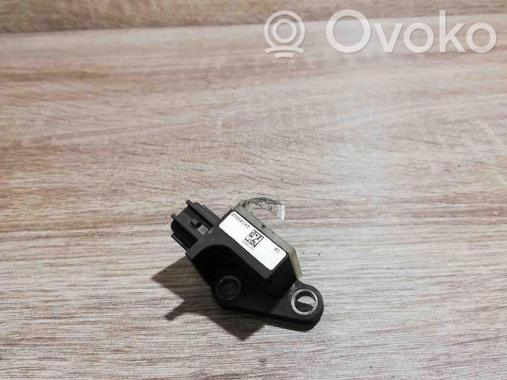 Volkswagen PASSAT B6 Czujnik uderzenia Airbag 