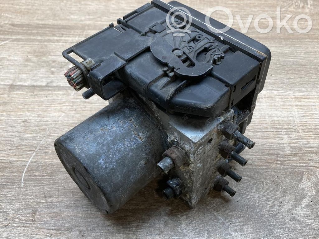 Toyota Corolla E120 E130 Pompă ABS 