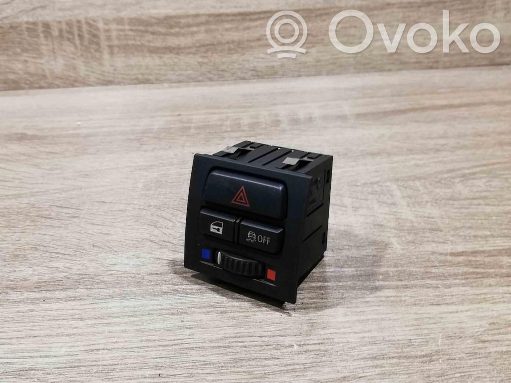 Botón interruptor de luz de peligro   919671401,61319196714