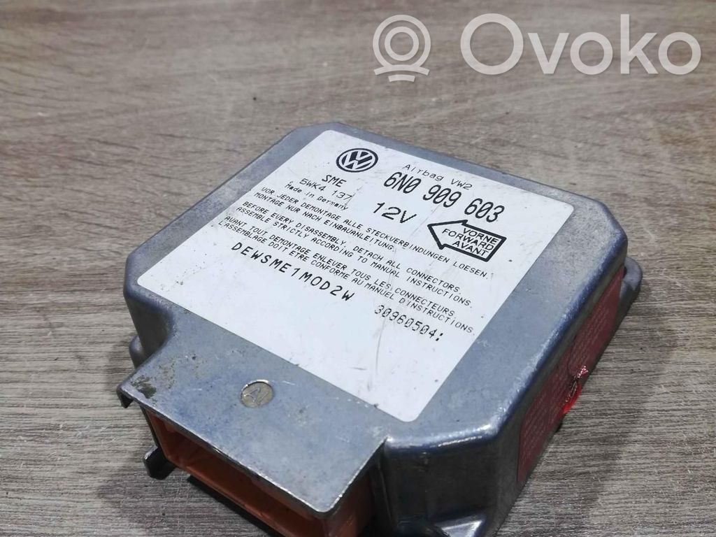 Volkswagen PASSAT B4 Centralina/modulo airbag