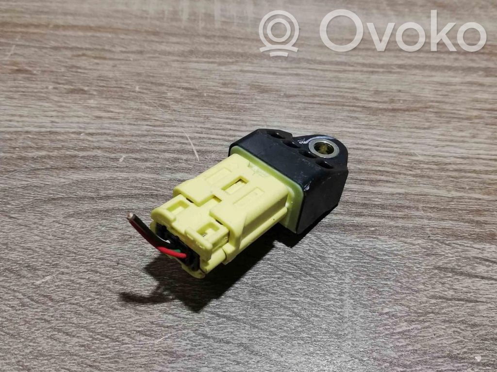 Toyota RAV 4 (XA20) Senzor impact/declanșare airbag