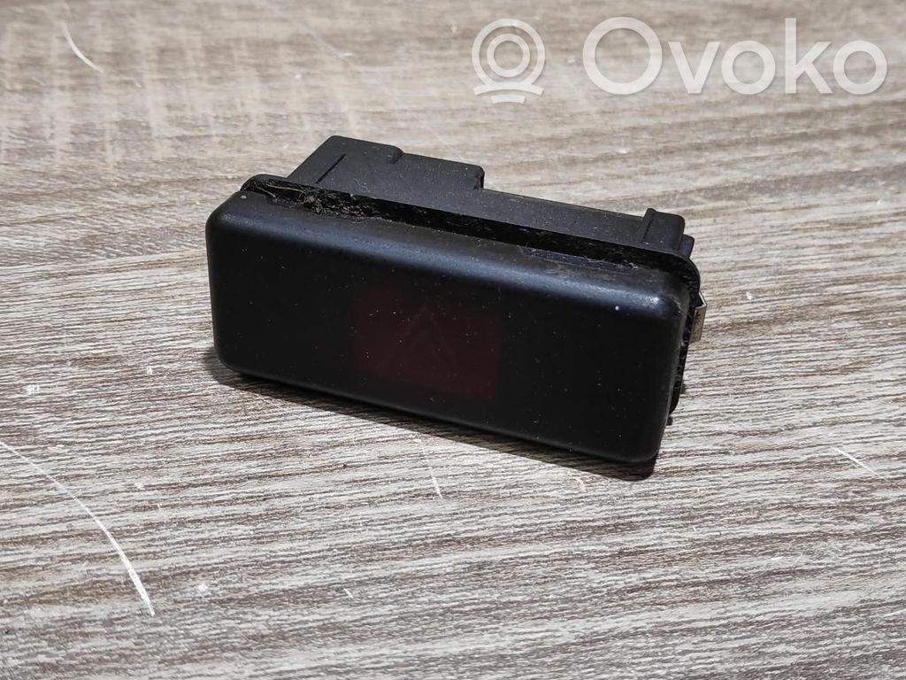 Botón interruptor de luz de peligro   8350947