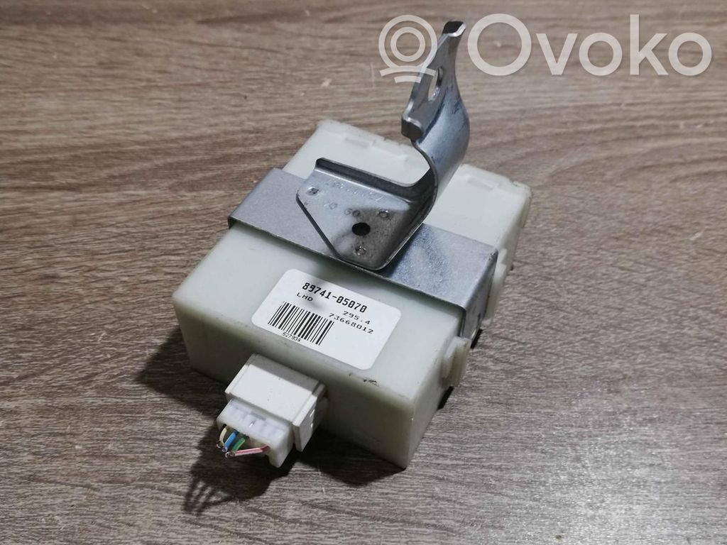 Toyota Avensis T250 Unitate/modul comandă uși 