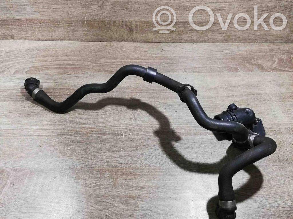 BMW 3 F30 F35 F31 Tubo flessibile del liquido di raffreddamento del motore 