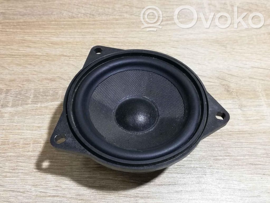 BMW 5 E60 E61 Enceinte subwoofer 