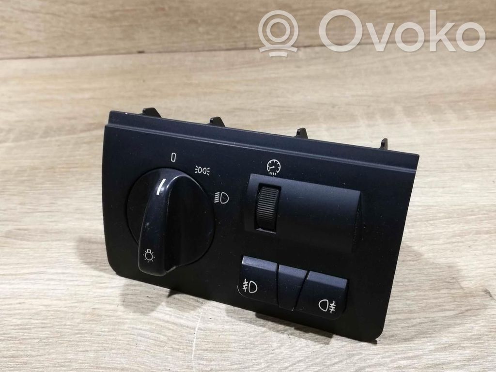 Lichtschalter   8380255,037045051