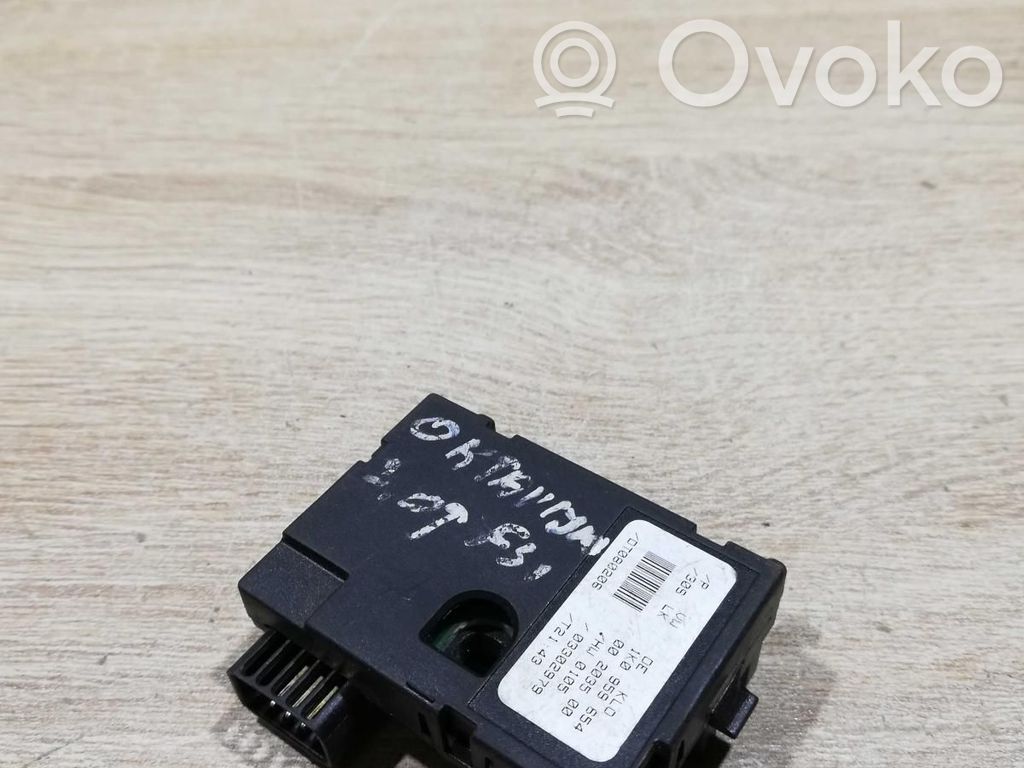 Audi A3 S3 8P Senzor unghi volan 