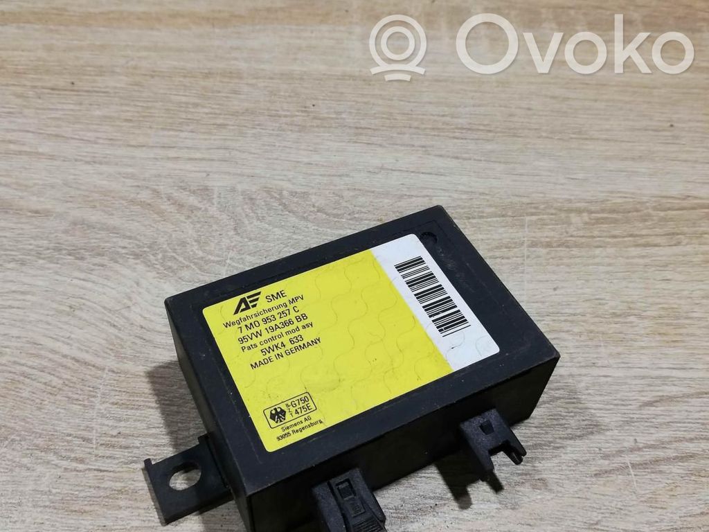 Modul de control caroserie central   7M0953257C