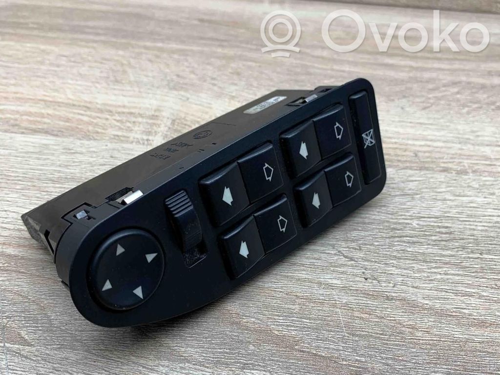 BMW 5 E39 Interruttore di controllo dell’alzacristalli elettrico 