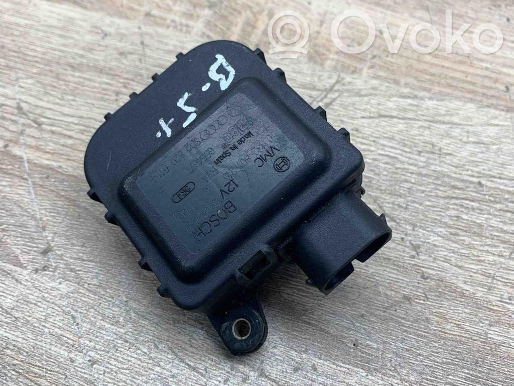 Volkswagen PASSAT B5.5 Motor/actuator clapetă aer 