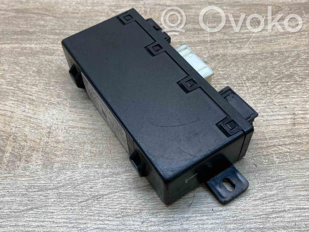 Unitate/modul comandă uși   6904255,689667