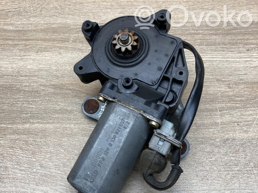 Seat Toledo I (1L) Silnik regulatora szyby drzwi przednich 