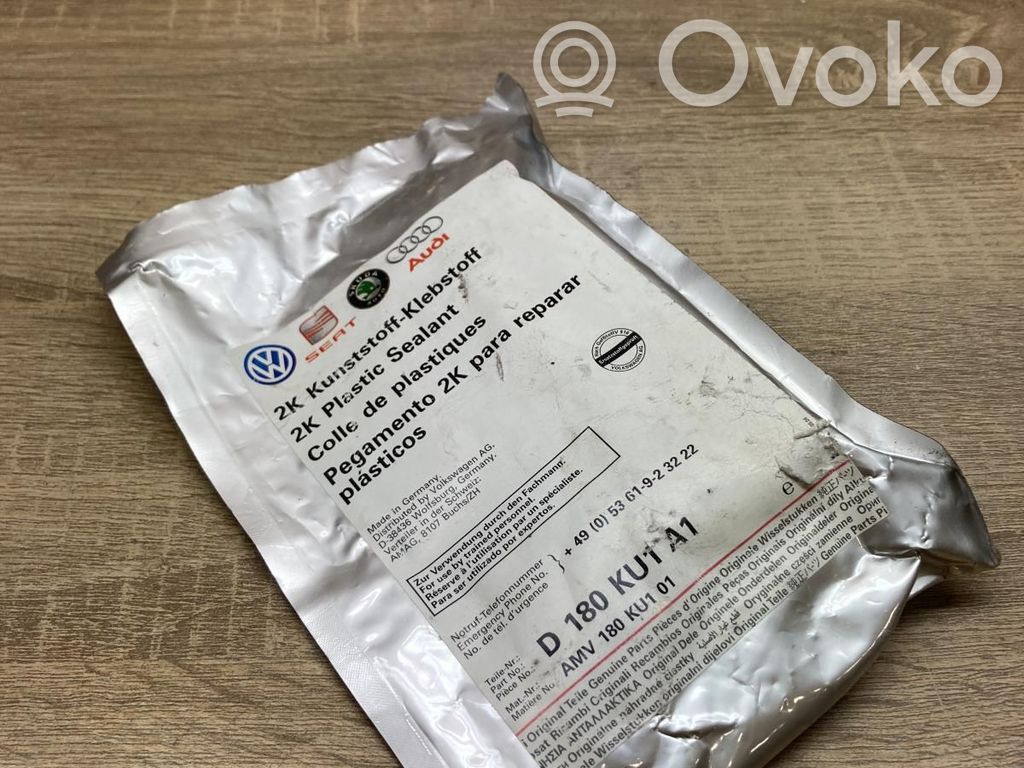 Inne części karoserii   D180KU1A1