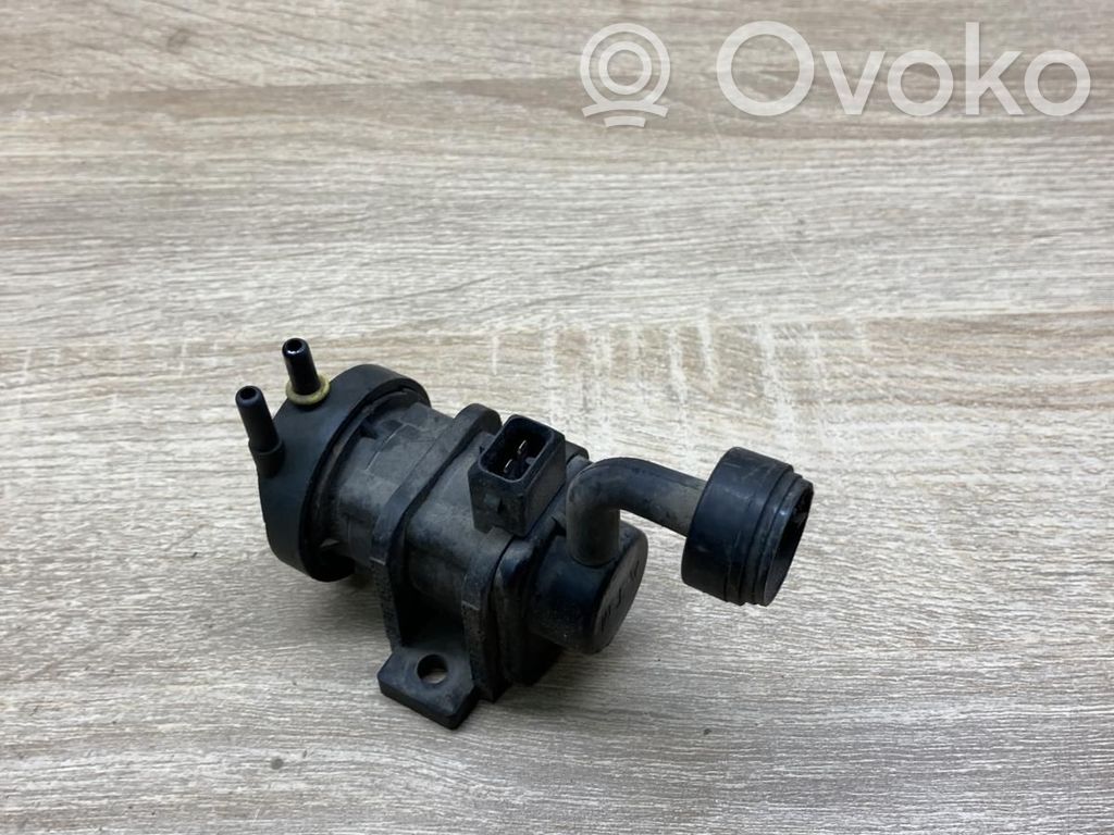 Opel Zafira A Supapă vacuum 