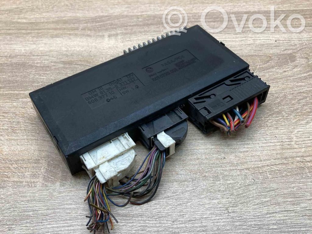 BMW 5 E39 Module de contrôle carrosserie centrale 