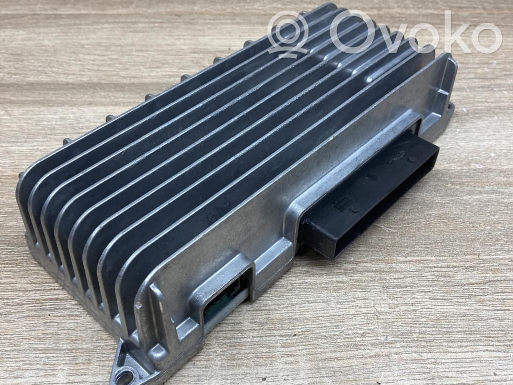Audi A6 S6 C6 4F Amplificatore 