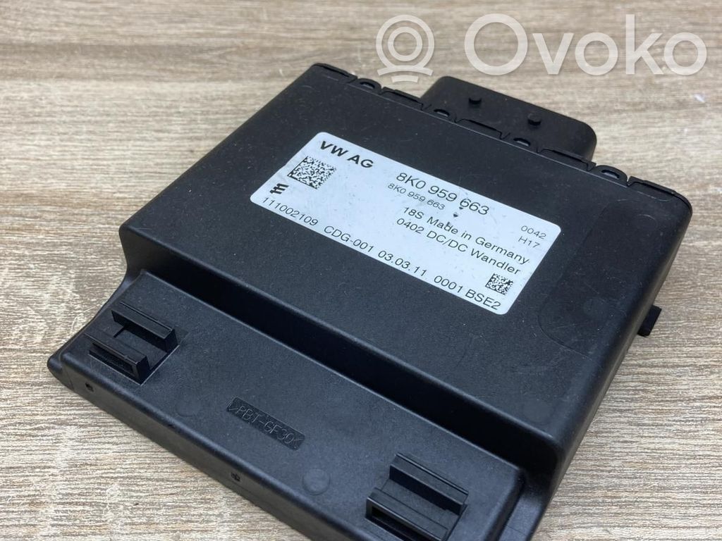 Audi A4 S4 B8 8K Convertor tensiune/modul convertizor 