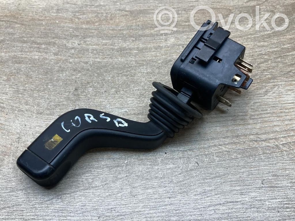 Opel Corsa B Manetă semnalizator 