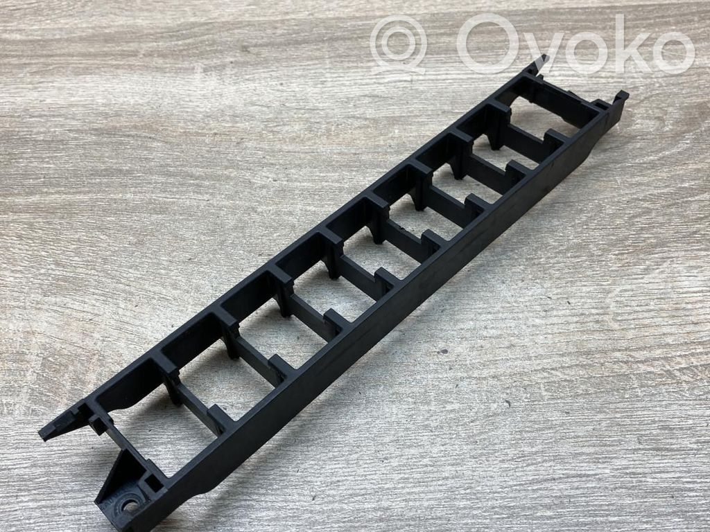 Alte piese compartiment motor   4A941567