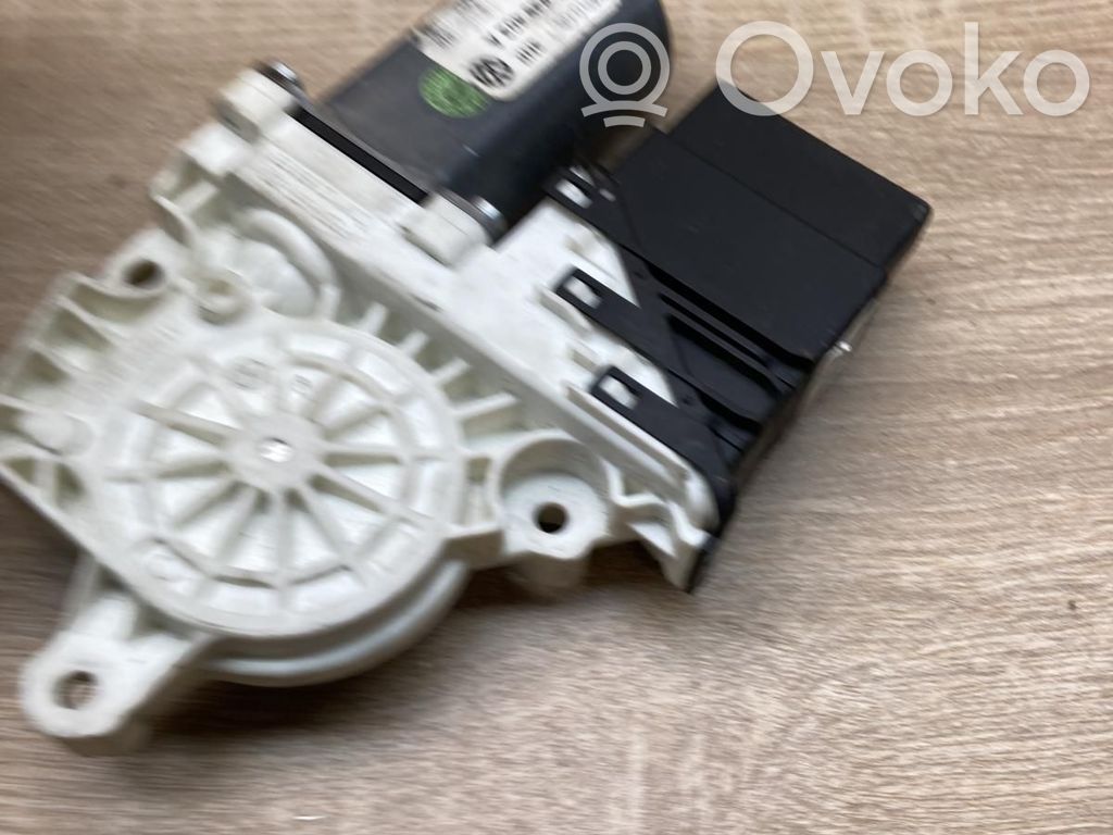 Volkswagen Jetta V Asa reguladora de la puerta trasera