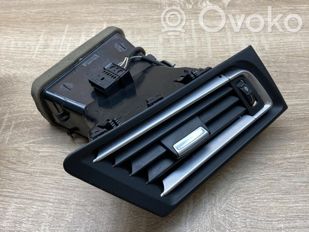 BMW 5 F10 F11 Grilă ventilație/ramă laterală bord 