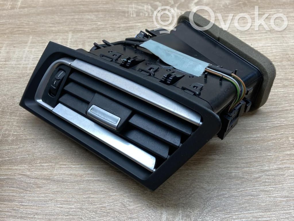 BMW 5 F10 F11 Copertura griglia di ventilazione laterale cruscotto 